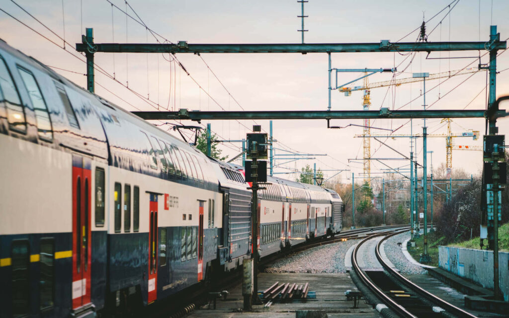 Jedynie 7% pasażerów podróżuje po UE pociągiem. 2021 rok ogłoszono Europejskim Rokiem Kolei